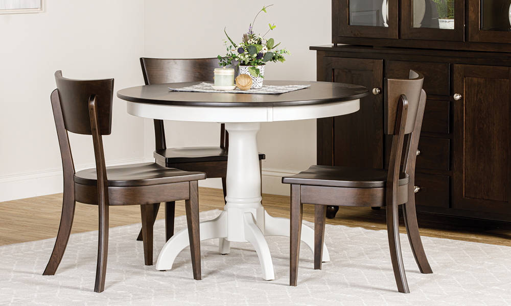 Southport Pedestal Dining Table SP5, Aubrey Chairs